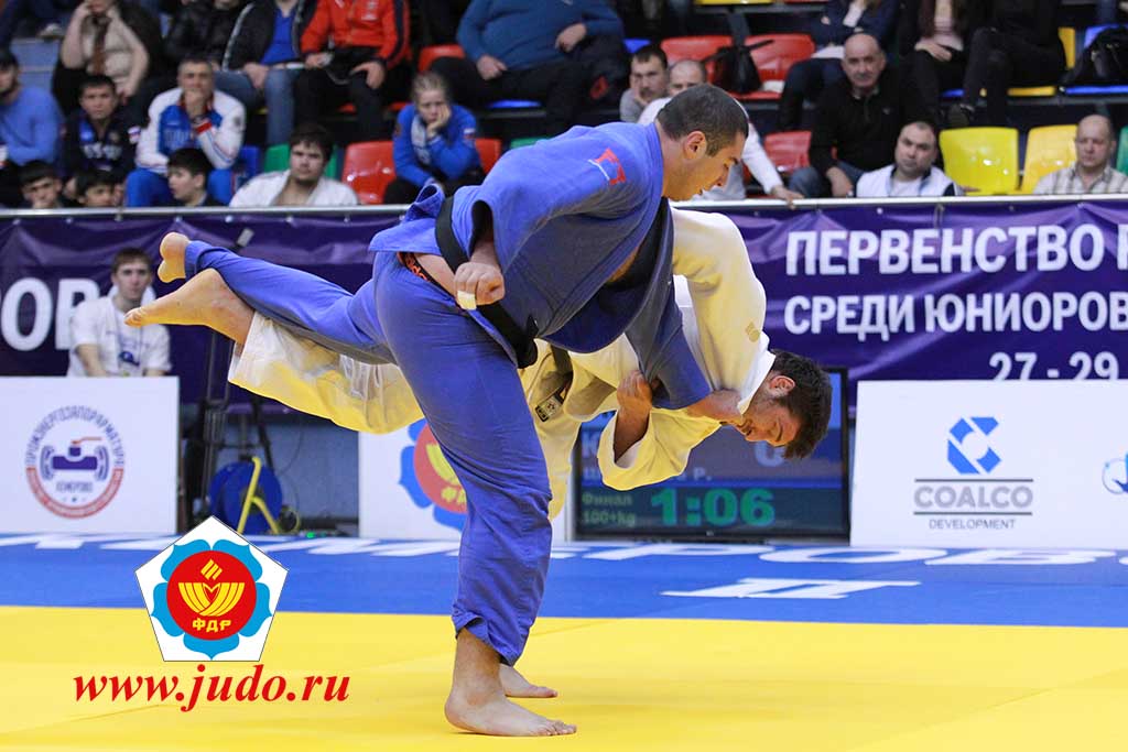 Чм по стрельбе из лука чемпион слабовидящий кореец Чм по стрельбе из лука чемпион слабовидящий кореец